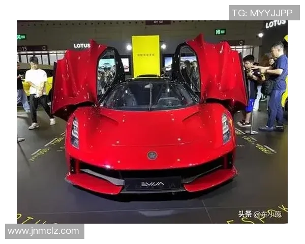 各大足球明星的豪车盛宴揭秘他们的座驾与个性风格